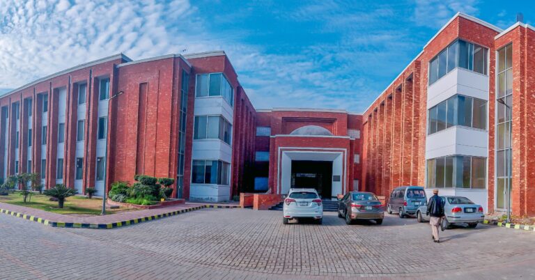 Al-Aleem-Medical-College